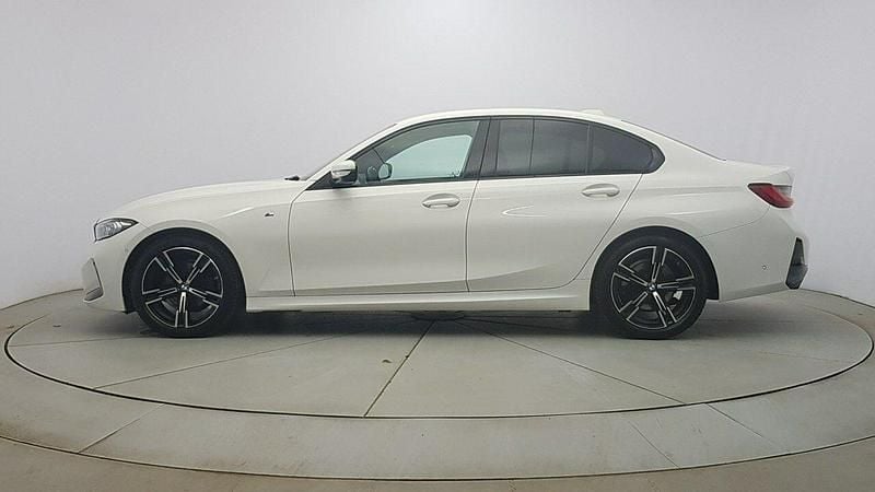 Używany BMW 318 Sport Line 150 KM (110 kW) 2023 Biały Sedan/Limuzyna