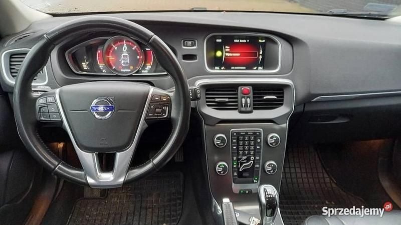 Używany Volvo V40 Summum 2015