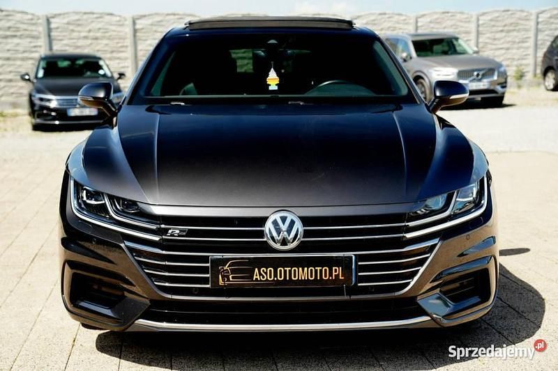 Inny kolor Używany 2020 VW Arteon R Coupe | 109 700 zł (Uczciwa cena) - Obraz 1/4