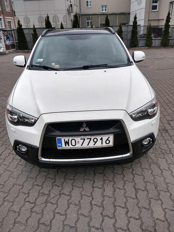 Biały Używany 2012 Mitsubishi ASX SUV | 35 500 zł (Uczciwa cena) - Obraz 1/4