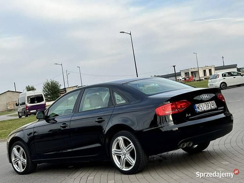 Czarny (metalik) Używany 2009 Audi A4 Sedan/Limuzyna | 23 900 zł (Dość drogi) - Obraz 1/4