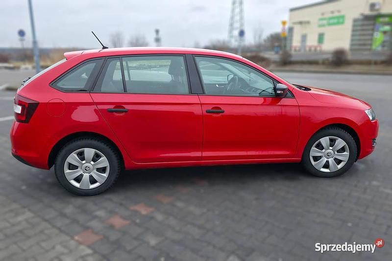 Używany Skoda Rapid Active 2017 Czerwony Hatchback