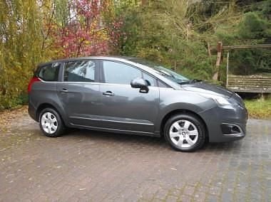 Szary Używany 2015 Peugeot 5008 Minivan | 27 900 zł (Super Cena) - Obraz 1/4