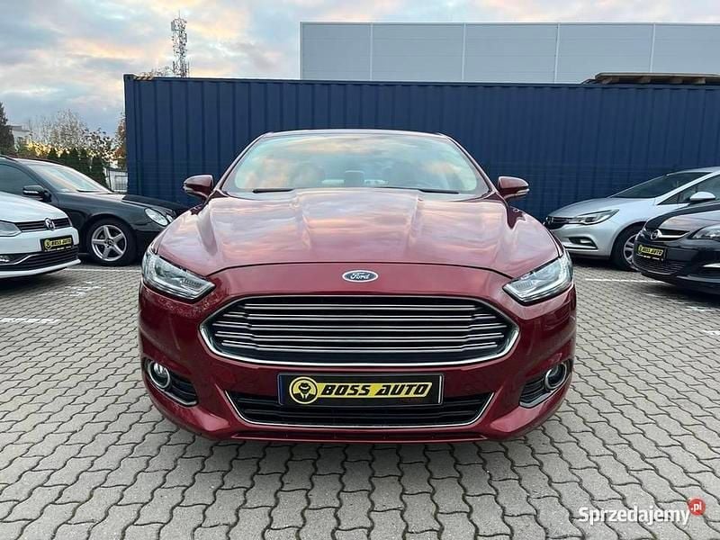 Czerwony Używany 2014 Ford Fusion Sedan/Limuzyna | 41 000 zł (Uczciwa cena) - Obraz 1/4