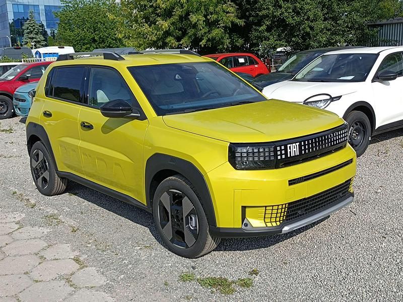 Lakier metalizowany żółty limone Nowe 2025 Fiat Grande Panda La Prima Hatchback | 84 332 zł (Dobra cena) - Obraz 1/4