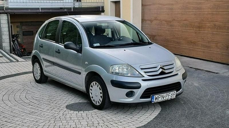 Srebrny (metalik) Używany 2006 Citroën C3 Hatchback | 6500 zł (Dość drogi) - Obraz 1/4
