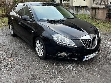 Używany Lancia Delta 115 KM (84 kW) 2010 Czarny Hatchback