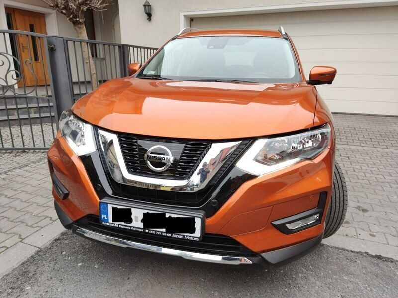 Pomarańczowy (metalik) Używany 2018 Nissan X-Trail SUV | 97 000 zł (Drogi) - Obraz 1/4