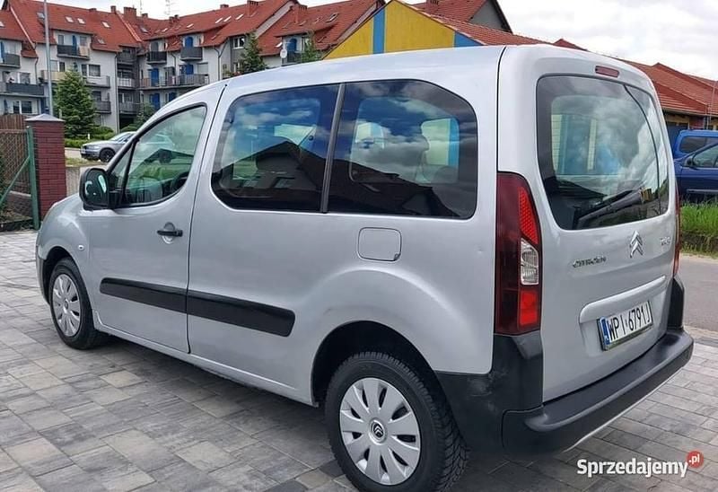 Używany Citroën Berlingo 2010 Minivan