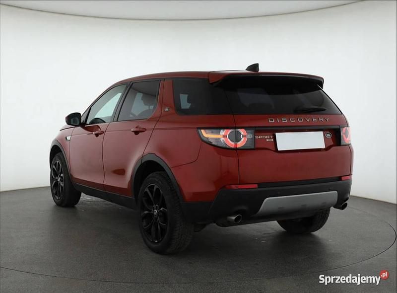 Używany Land Rover Discovery Sport 180 KM (132 kW) 2018 Czerwony SUV