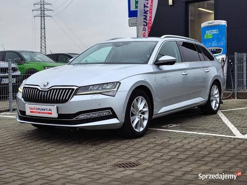 Używany 2022 Skoda Superb | 104 900 zł (Drogi) - Obraz 1/4