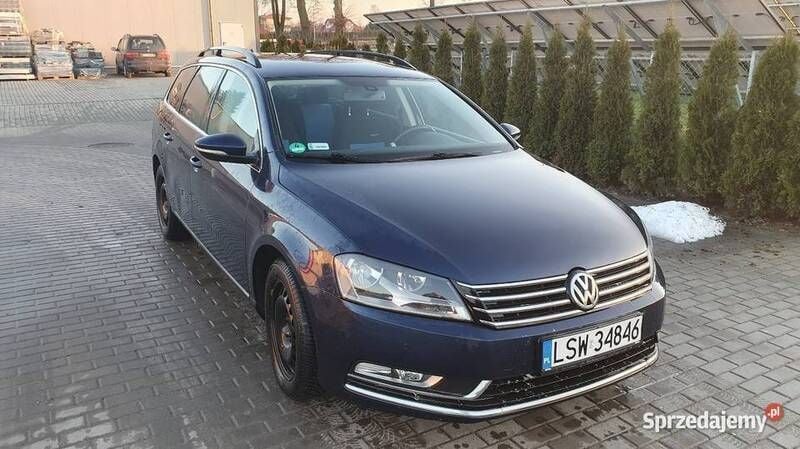 Bordowy Używany 2012 VW Passat Highline Kombi | 20 500 zł (Super Cena) - Obraz 1/4