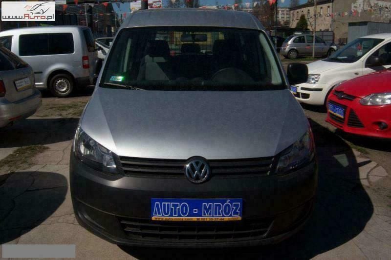 Używany VW Caddy 75 KM (55 kW) 2010 Srebrny (metalik) Minivan