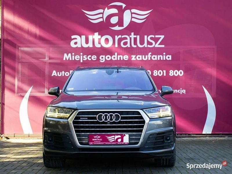Szary Używany 2015 Audi Q7 S-Line SUV | 123 000 zł (Dość drogi) - Obraz 1/4