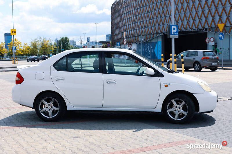 Używany 2001 Toyota Prius Hatchback | 9500 zł - Obraz 1/4