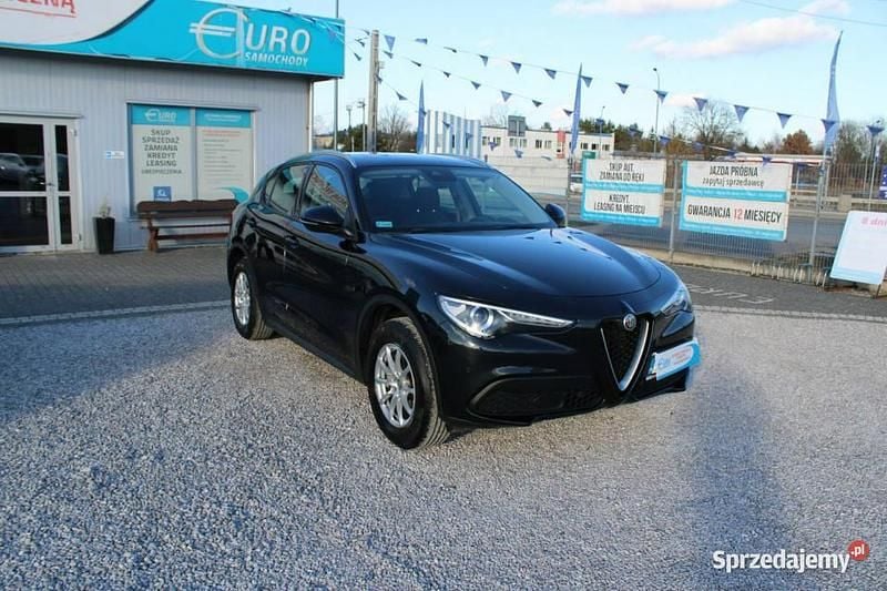 Używany Alfa Romeo Stelvio 280 KM (205 kW) 2019 Czarny SUV