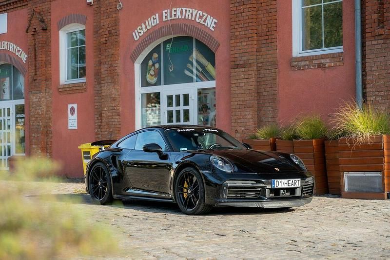 Czarny Używany 2020 Porsche 911 Turbo S Coupe | 999 777 zł - Obraz 1/4