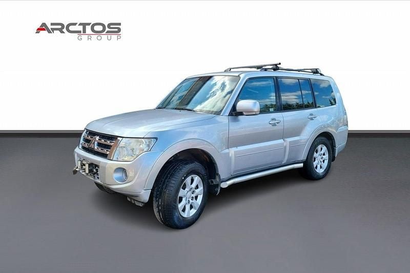 Srebrny (metalik) Używany 2011 Mitsubishi Pajero SUV | 20 000 zł - Obraz 1/4