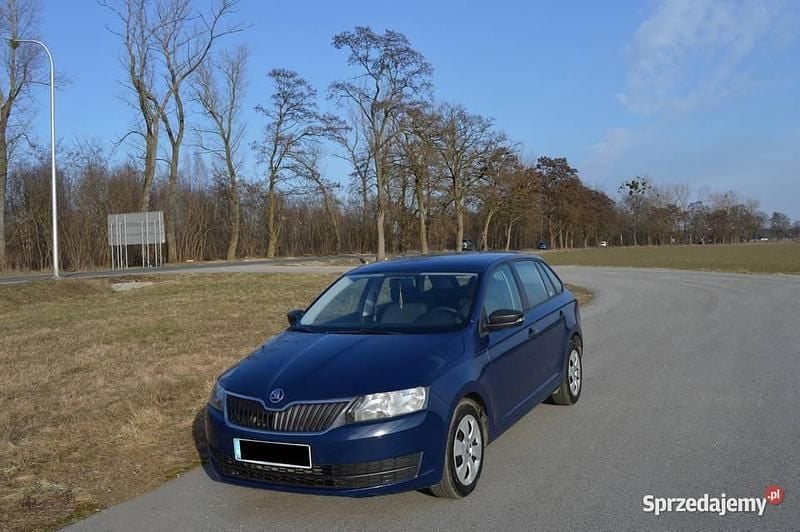 Używany Skoda Rapid 2015 Granatowy Hatchback