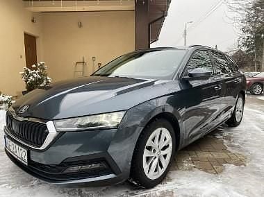 Używany Skoda Octavia Ambition 115 KM (84 kW) 2020 Grafitowy (metalik) Kombi