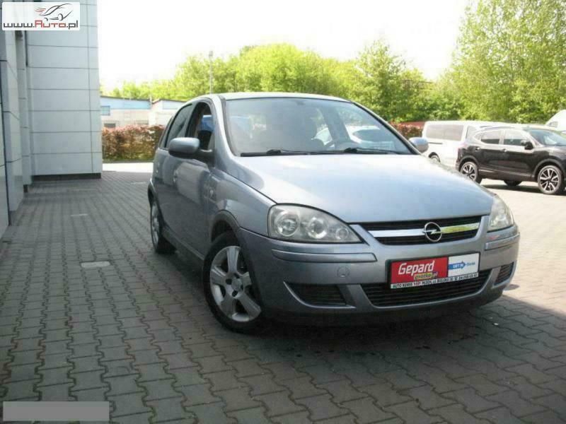 Używany Opel Corsa 75 KM (55 kW) 2005 Inny (metalik) Hatchback