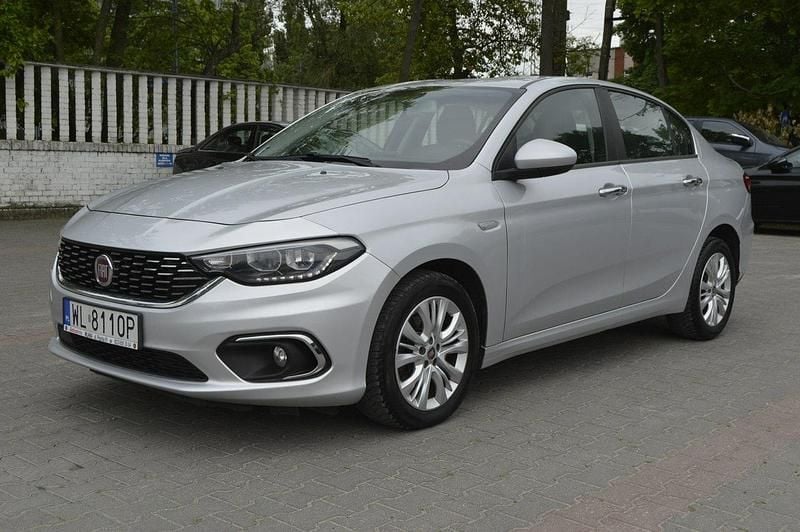 Srebrny (metalik) Używany 2020 Fiat Tipo Sedan/Limuzyna | 48 900 zł (Drogi) - Obraz 1/4