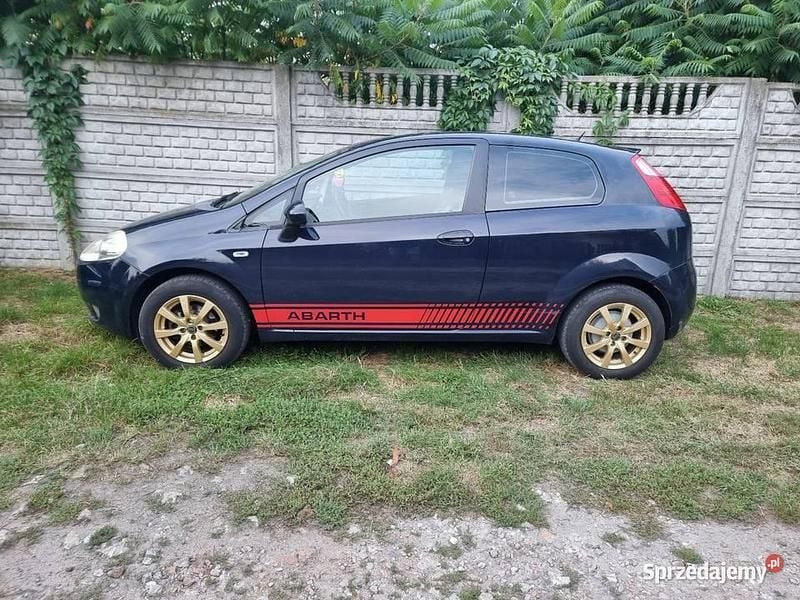 Granatowy Używany 2009 Fiat Grande Punto Hatchback | 6000 zł (Dobra cena) - Obraz 1/4