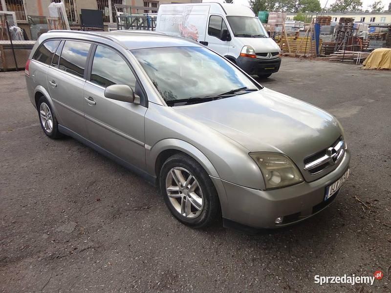 Srebrny Używany 2004 Opel Vectra Kombi | 6200 zł (Uczciwa cena) - Obraz 1/4
