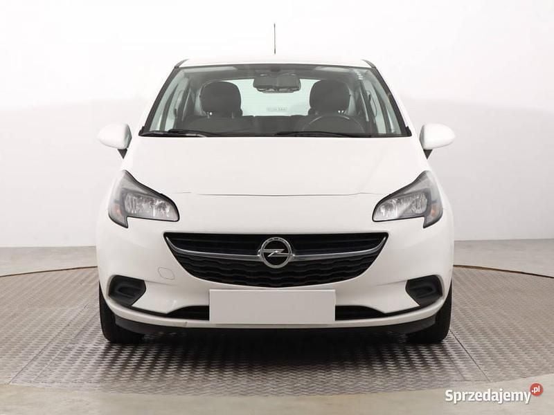 Biały Używany 2017 Opel Corsa Hatchback | 33 999 zł (Uczciwa cena) - Obraz 1/4