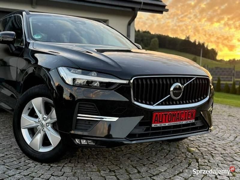 Czarny Używany 2022 Volvo XC60 SUV | 119 900 zł (Dobra cena) - Obraz 1/4