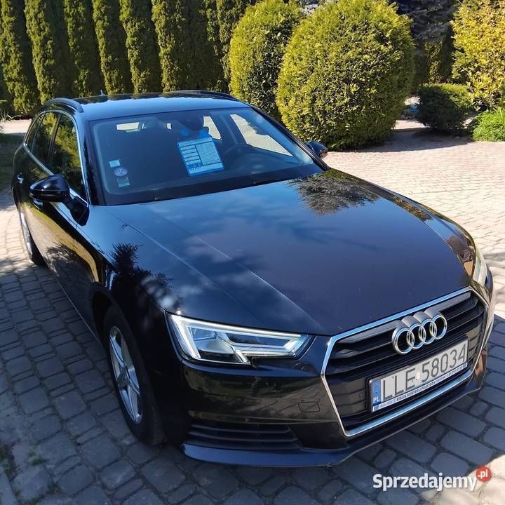 Szary Używany 2018 Audi A4 Kombi | 77 500 zł (Uczciwa cena) - Obraz 1/4