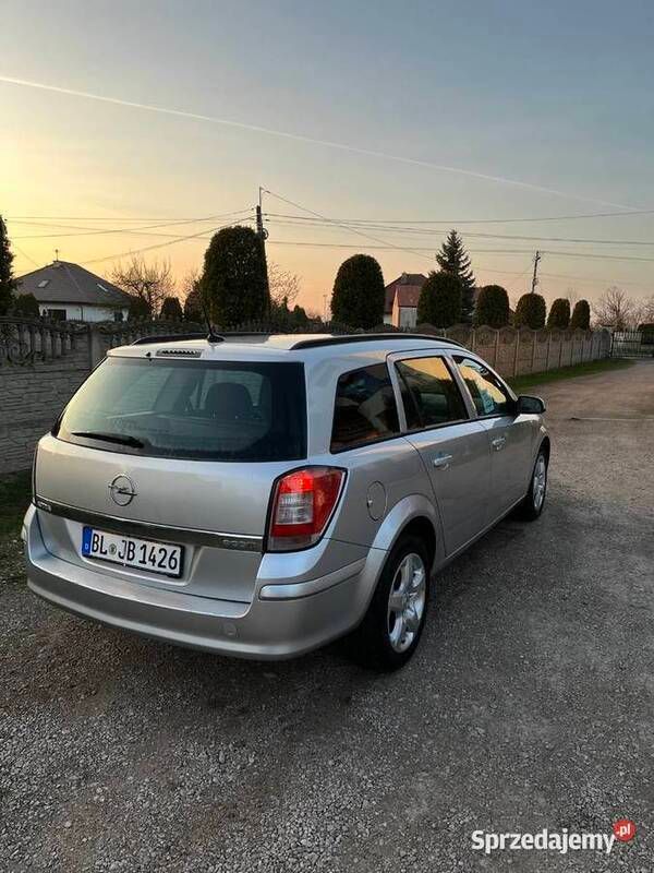Używany 2009 Opel Astra Kombi | 5700 zł - Obraz 1/4