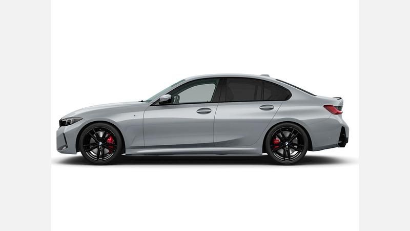 Używany BMW 330 Shadowline 245 KM (180 kW) 2024 Szary brooklyn m metalizowany Sedan/Limuzyna