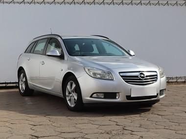 Srebrny Używany 2013 Opel Insignia Kombi | 18 499 zł (Super Cena) - Obraz 1/4