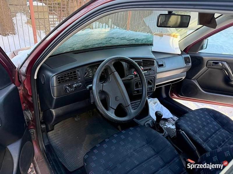 Używany VW Golf III 1993 Bordowy Hatchback
