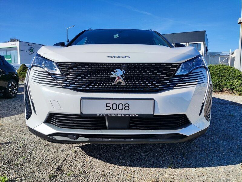 Używany Peugeot 5008 GTi 130 KM (95 kW) 2024 Biały Minivan