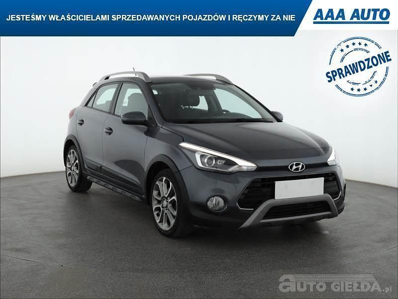 Używany Hyundai i20 101 KM (74 kW) 2018 Szary