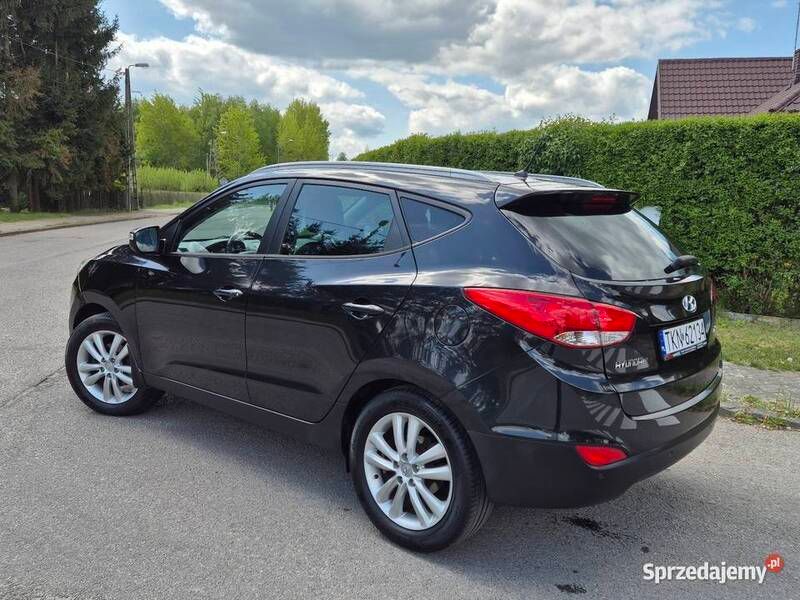 Czarny Używany 2010 Hyundai ix35 SUV | 33 900 zł (Uczciwa cena) - Obraz 1/4