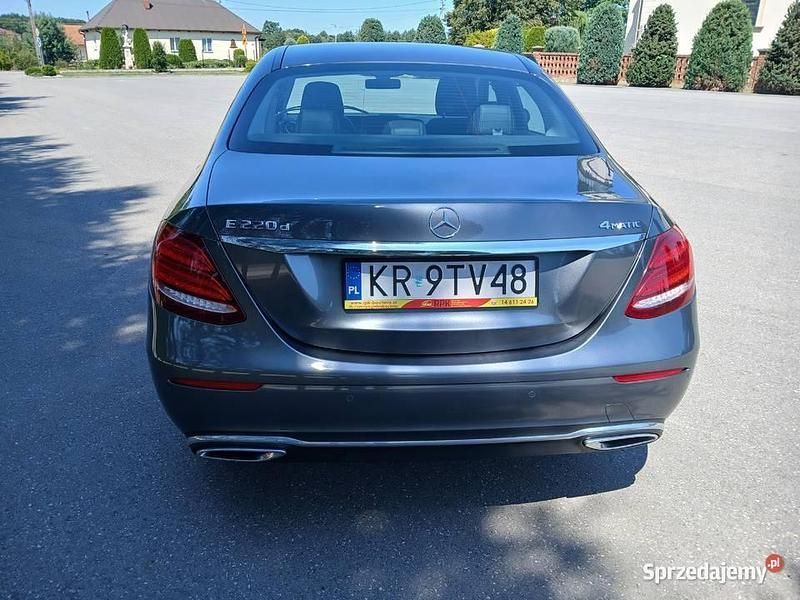 Używany Mercedes A220 2017