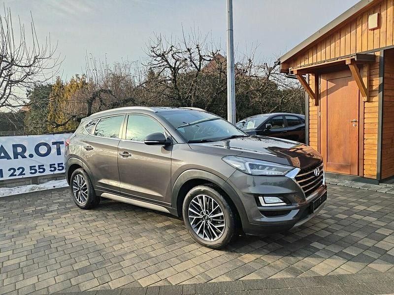 Szary (metalik) Używany 2019 Hyundai Tucson SUV | 74 900 zł (Dobra cena) - Obraz 1/4