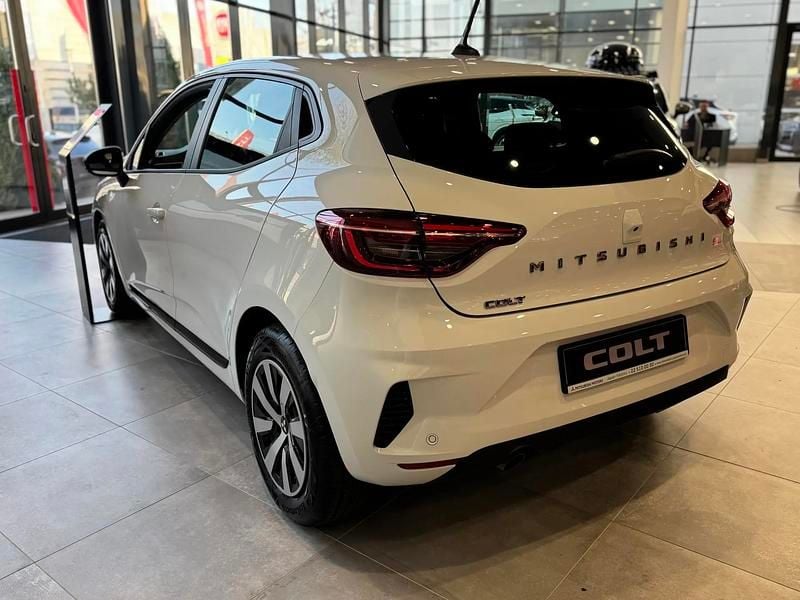 Używany Mitsubishi Colt 2024 Biały Hatchback
