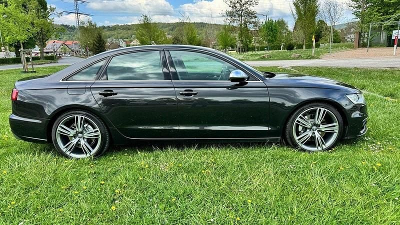 Czarny Używany 2013 Audi A6 Sedan/Limuzyna | 82 000 zł (Drogi) - Obraz 1/4