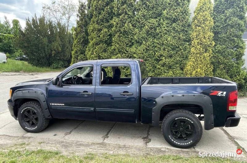 Granatowy Używany 2010 GMC Sierra Pickup | 48 999 zł - Obraz 1/4