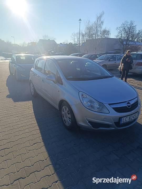 Używany Opel Corsa 2007 Srebrny Hatchback