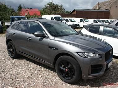 Inny kolor Używany 2018 Jaguar F-Pace SUV | 129 000 zł - Obraz 1/4