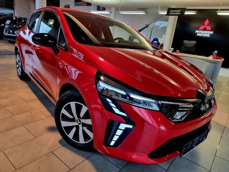 Używany Mitsubishi Colt 2024 Czerwony
