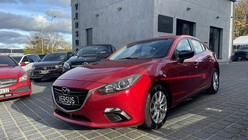 Wiśniowy Używany 2015 Mazda 3 Hatchback | 39 900 zł (Uczciwa cena) - Obraz 1/4