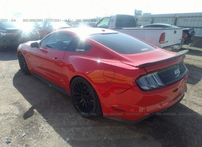 Używany Ford Mustang 460 KM (338 kW) 2020 Czerwony Coupe