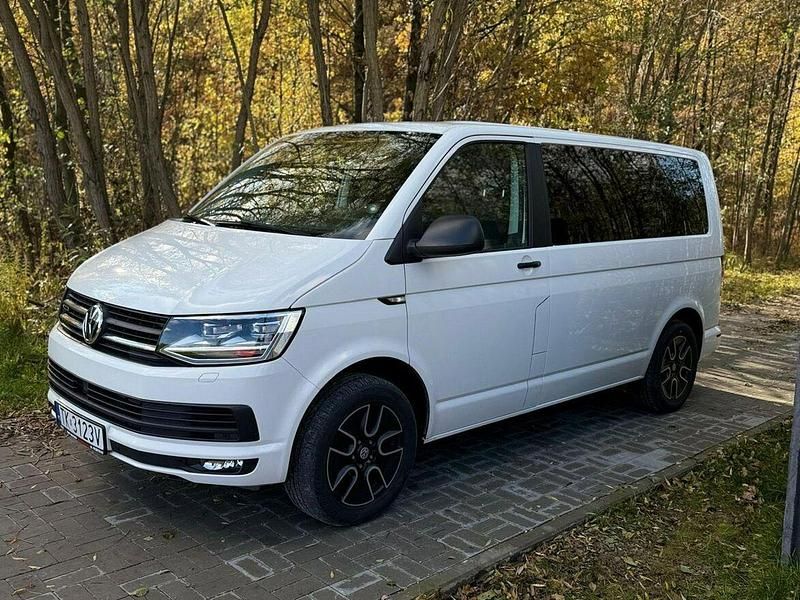 Używany VW Multivan Trendline 150 KM (110 kW) 2018 Biały Van