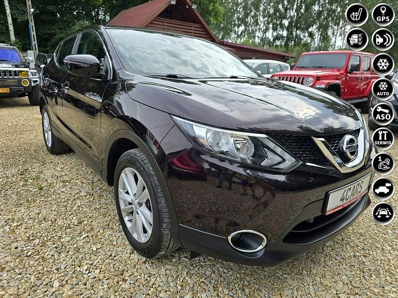 Inny kolor Używany 2015 Nissan Qashqai SUV | 59 900 zł (Dość drogi) - Obraz 1/4